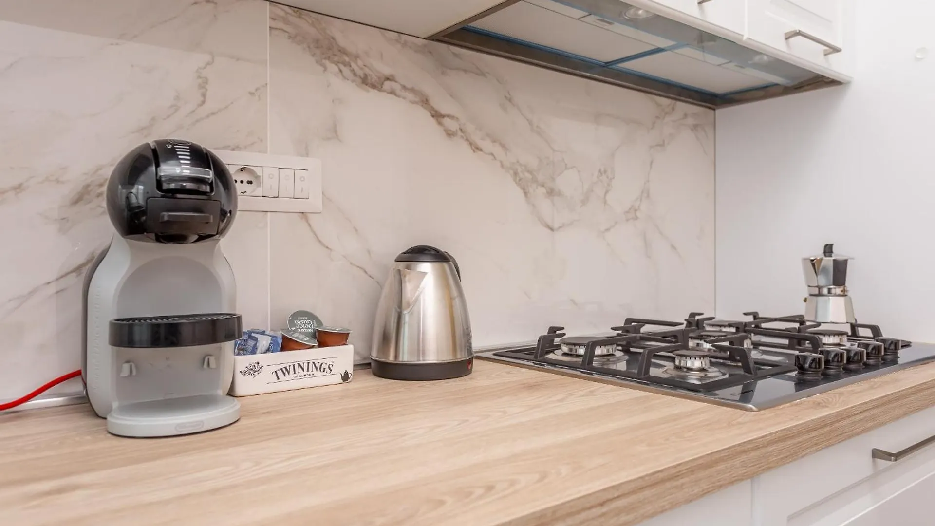 2-Bedroom Retreat Near Metro & Parks 罗马 0*,